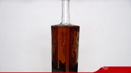 Китай Стеклянные бутылки Фабрика Оптовая Индивидуальный дизайн 500 мл 750 мл Прозрачный пустой Джин Виски Ликер Бренди Водка Стеклянная бутылка вина